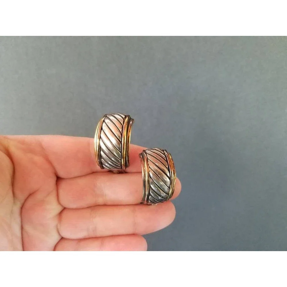Two Toned Twisted Ribbed Clip-on Earrings